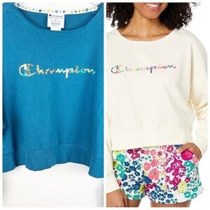 NEW Champion size XL French Terry Sweatshirt Blue Floral Logo Cropped Relaxed